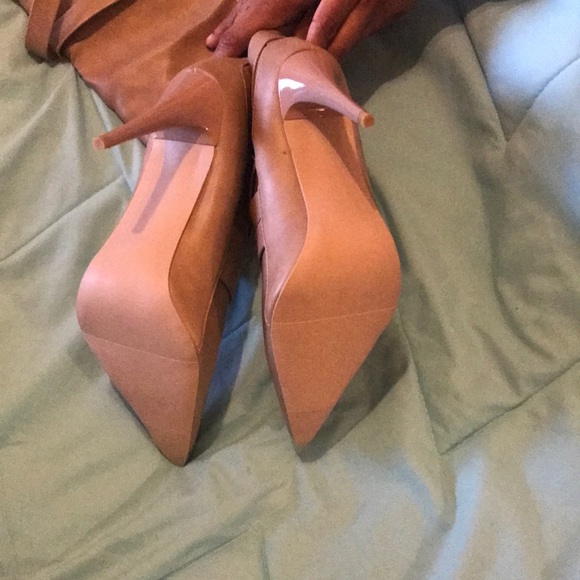 Tan Thigh boots - Picture 3 of 5